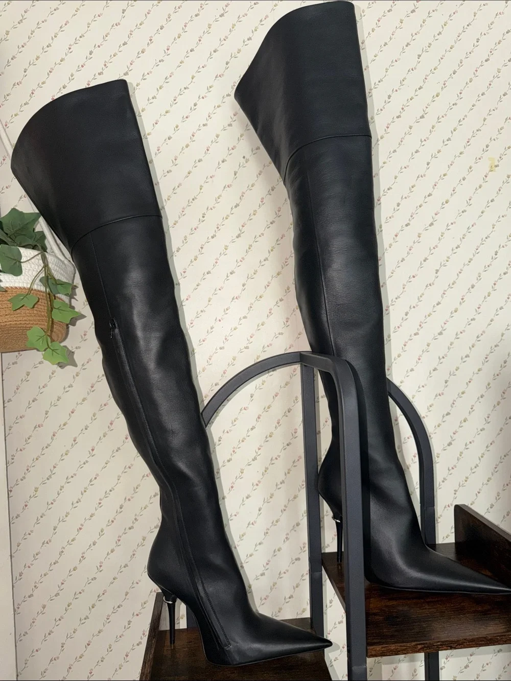 NEW authentic Balenciaga Women's Avenue After Over The Knee Boots